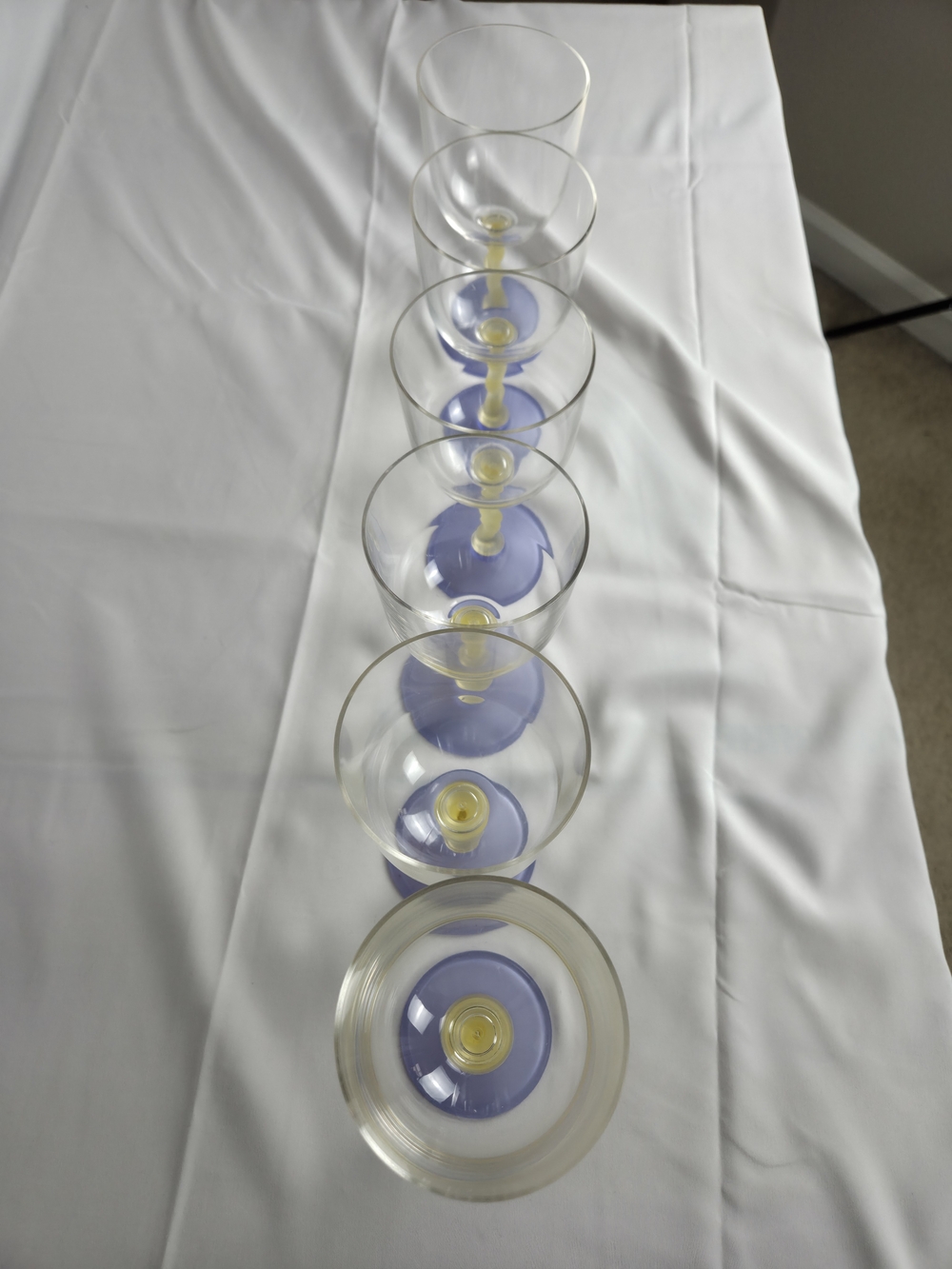 Plastic Pool Side or Outdoor 12 OZ. wine glasses. - Picture 4 of 8
